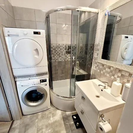 Red Park Apartament Z Panoramą Miasta * Poznań