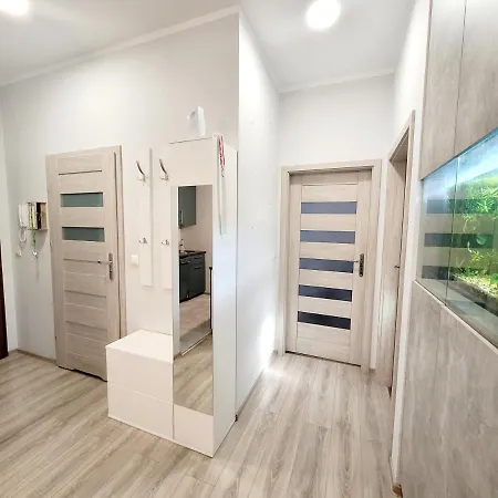 Red Park Apartament Z Panoramą Miasta Poznań